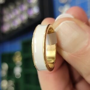 White Enamel Gold Tone Ring Size 6.5